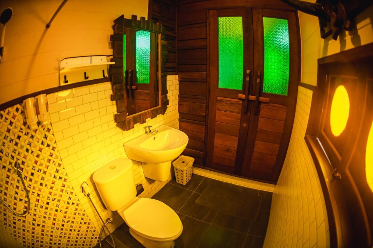 Suankaew​ Art​ Hostel​ Chonburi Extérieur photo