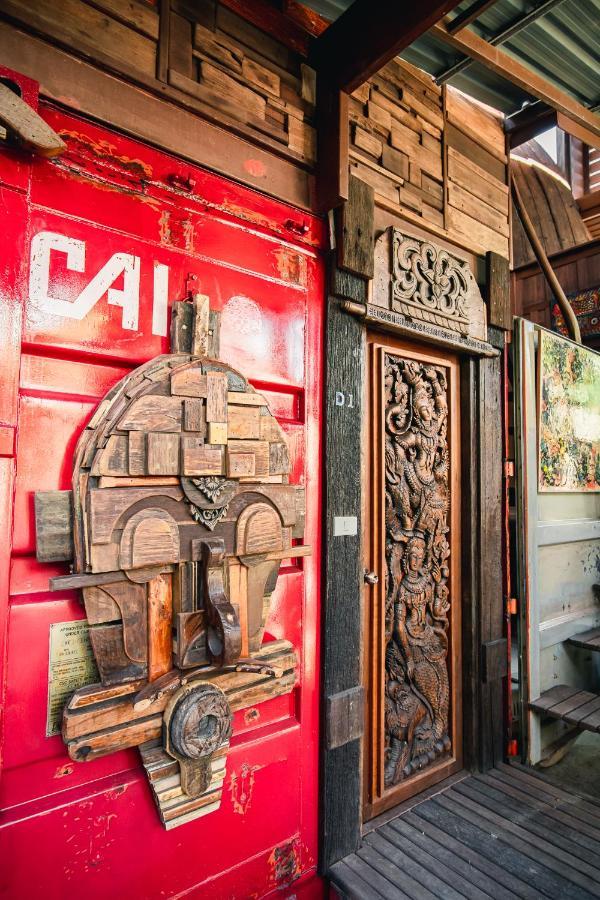 Suankaew​ Art​ Hostel​ Chonburi Extérieur photo